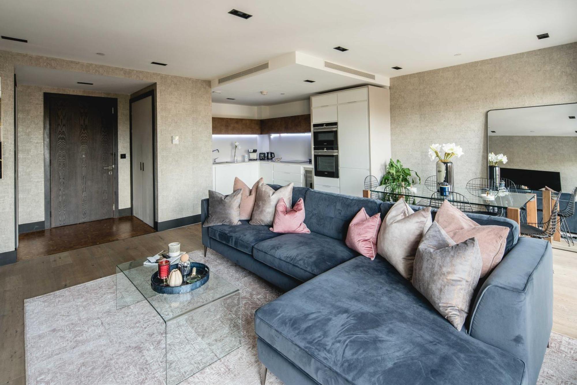 Exg Luxury-stylish-unique-central-powerstation-londoneye Apartament